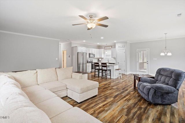 165 Turlington Road, Dunn, NC 28334