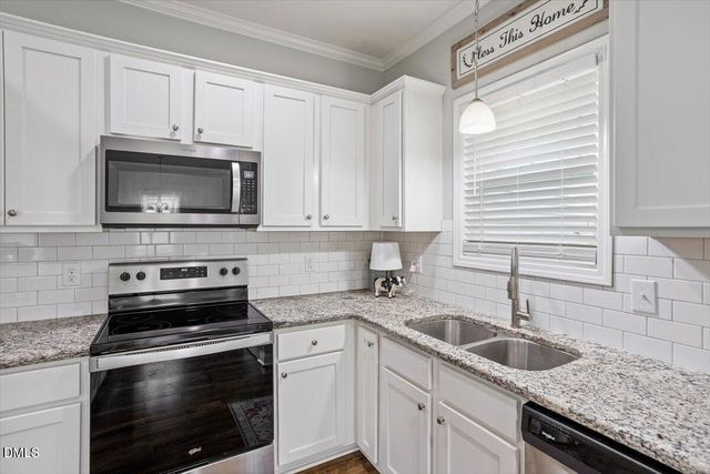 165 Turlington Road, Dunn, NC 28334