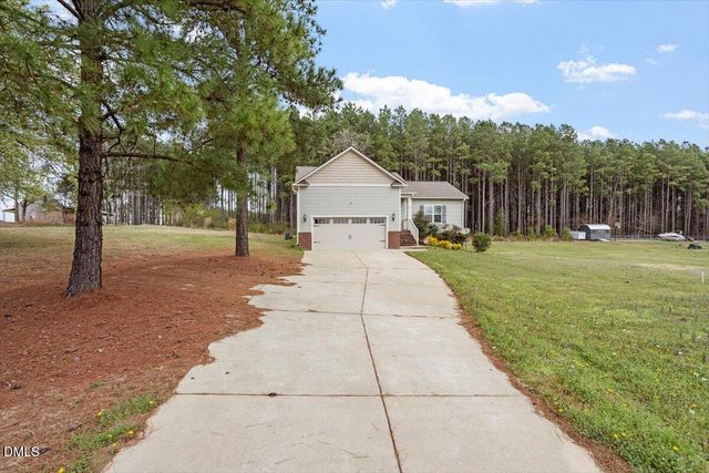 165 Turlington Road, Dunn, NC 28334