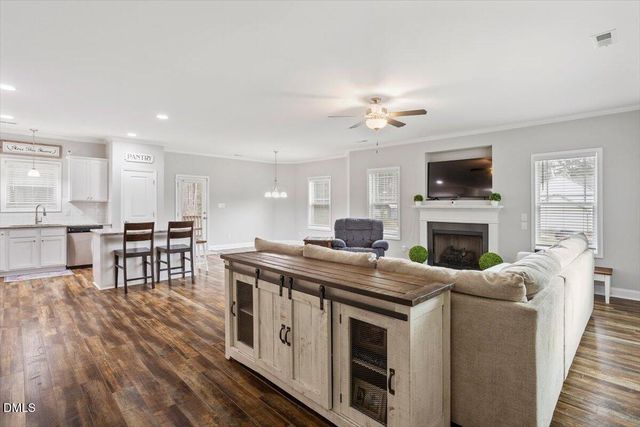 165 Turlington Road, Dunn, NC 28334