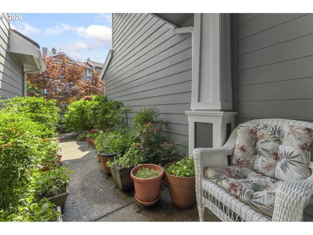 14415 Sw BARROWS Rd, Beaverton, OR 97007