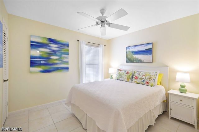 286 4th ST S 203, Naples, FL 34102