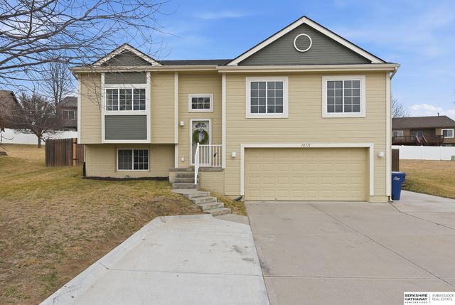 10511 S 27th Street, Bellevue, NE 68123