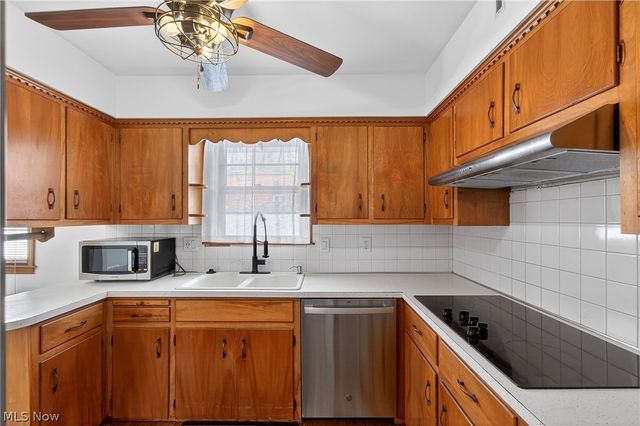 390 Ridgefield Avenue, Boardman, OH 44512