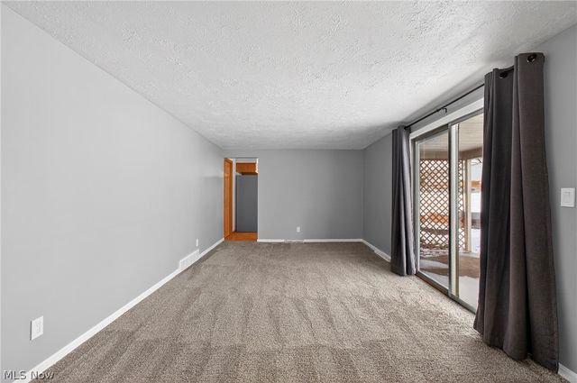 390 Ridgefield Avenue, Boardman, OH 44512