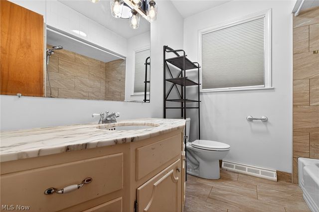 390 Ridgefield Avenue, Boardman, OH 44512