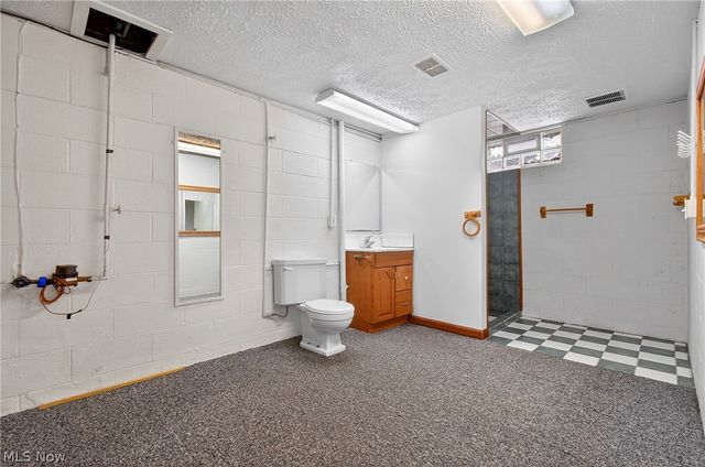 390 Ridgefield Avenue, Boardman, OH 44512