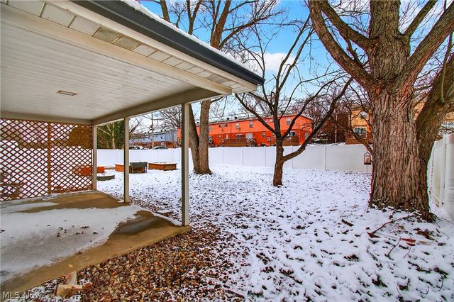 390 Ridgefield Avenue, Boardman, OH 44512