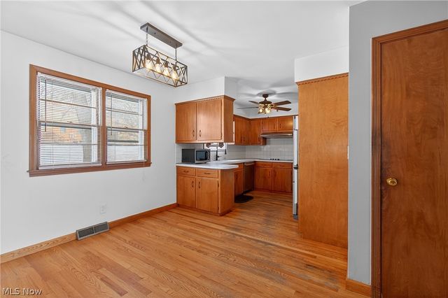 390 Ridgefield Avenue, Boardman, OH 44512