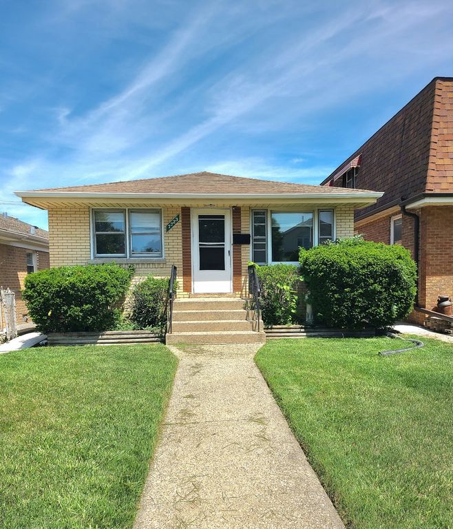 7723 LeClaire Avenue, Burbank, IL 60459
