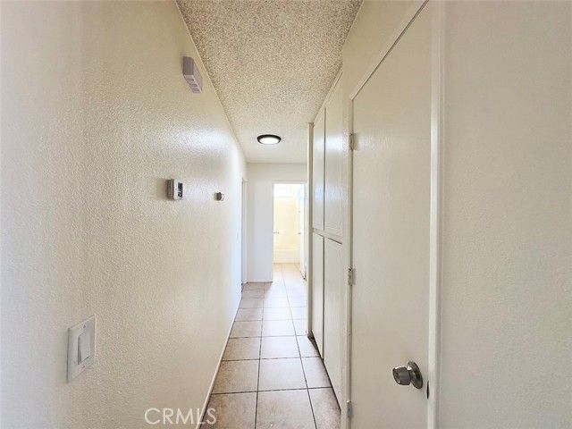 22311 Thunderbird Road, Apple Valley, CA 92307