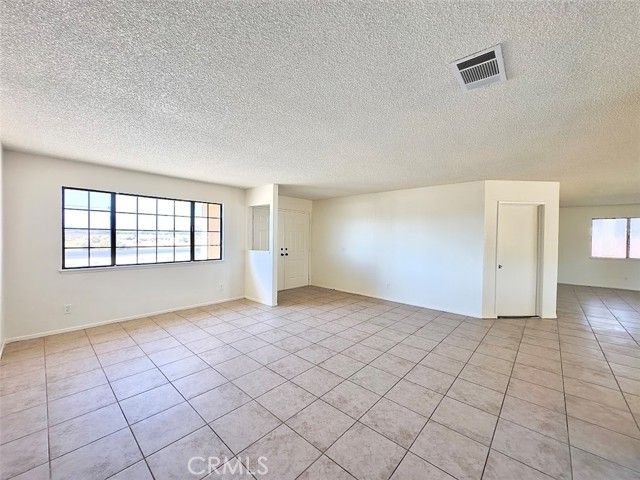 22311 Thunderbird Road, Apple Valley, CA 92307