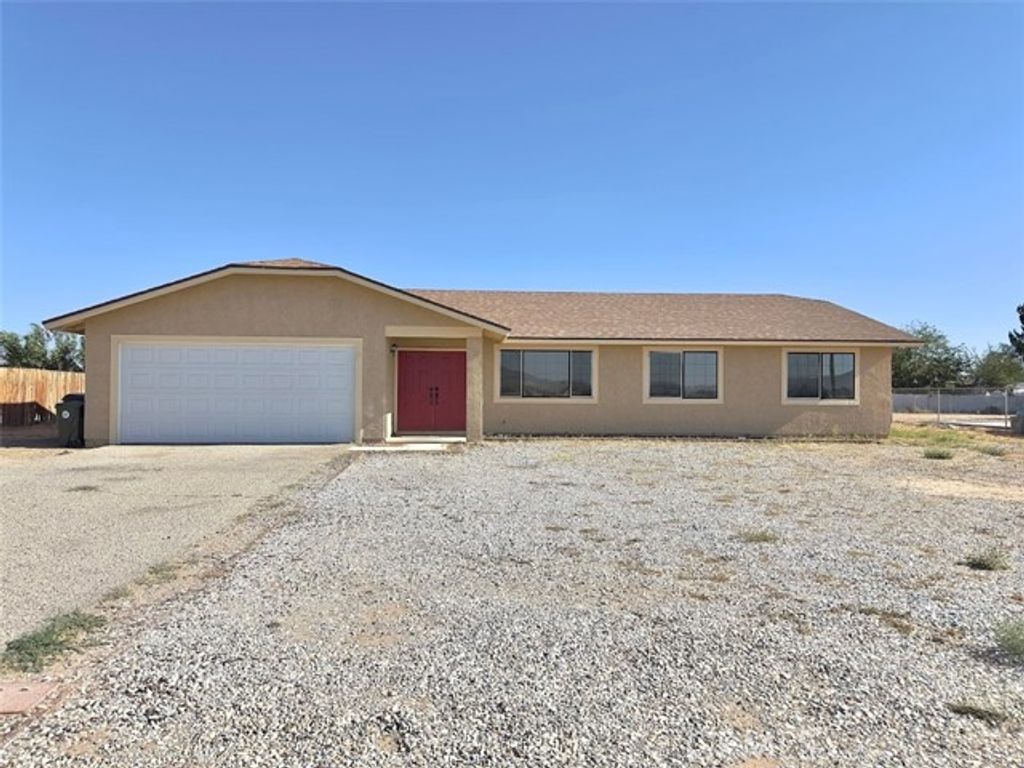 22311 Thunderbird Road, Apple Valley, CA 92307