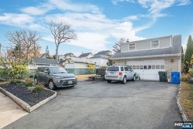 151 Jackson Avenue, Rutherford, NJ 07070