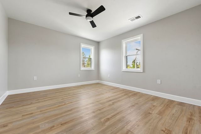 1076 Chapel Rd, Center Twp, PA 15061