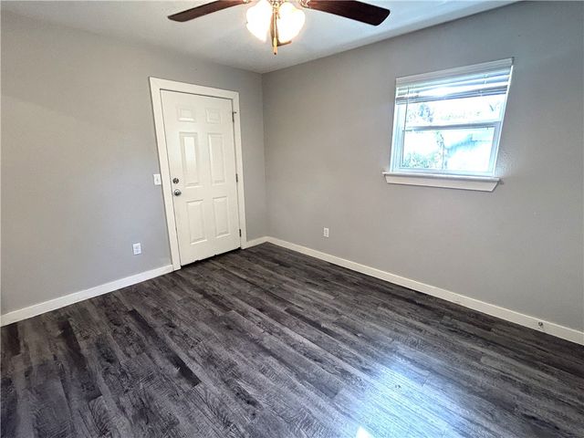 1130 N Turner Avenue 101, Fayetteville, AR 72703
