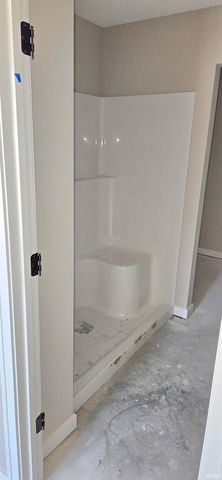 628 S Cottonwood Court, Columbia City, IN 46725