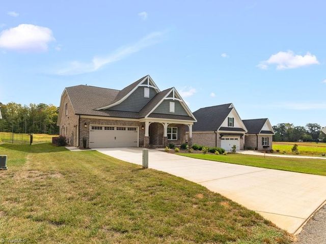 241 Shady Brook Lane, Winston-salem, NC 27023