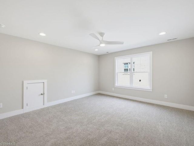 241 Shady Brook Lane, Winston-salem, NC 27023