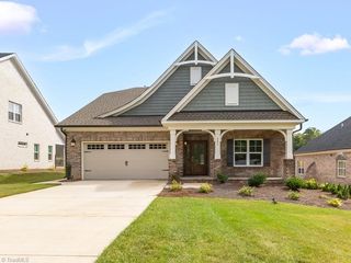 241 Shady Brook Lane, Winston-salem, NC 27023