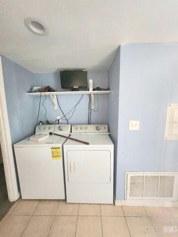 5233 Noble Street, Bakersfield, CA 93314