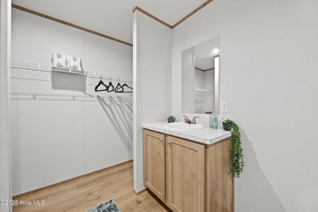 126 Hunter Court, Rocky Point, NC 28457