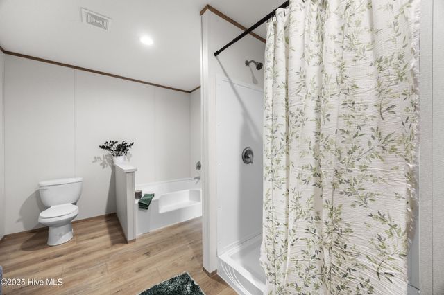 126 Hunter Court, Rocky Point, NC 28457