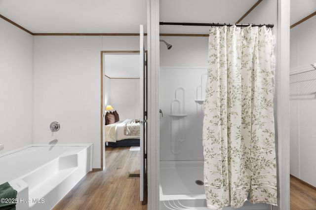 126 Hunter Court, Rocky Point, NC 28457