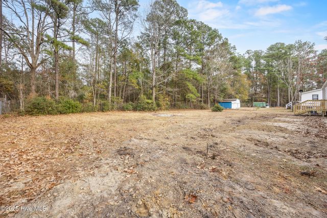 126 Hunter Court, Rocky Point, NC 28457