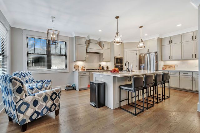 3806 Carriage Dr, Murfreesboro, TN 37128