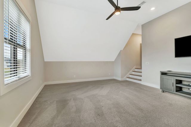 3806 Carriage Dr, Murfreesboro, TN 37128