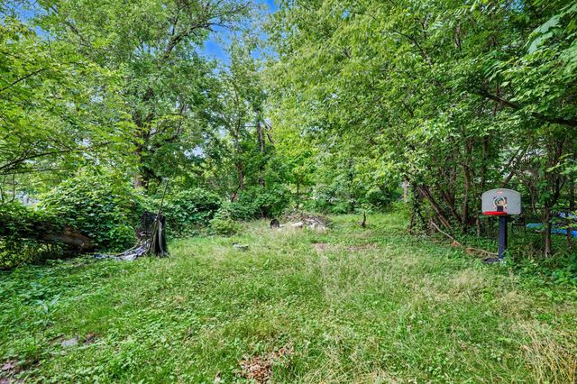 2109 Briar Place, Kalamazoo Twp, MI 49048