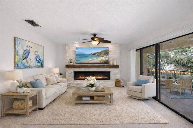 910 E Causeway Boulevard A4, Vero Beach, FL 32963