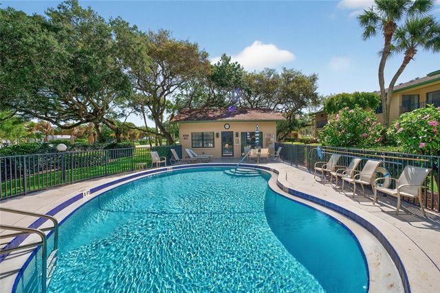 910 E Causeway Boulevard A4, Vero Beach, FL 32963