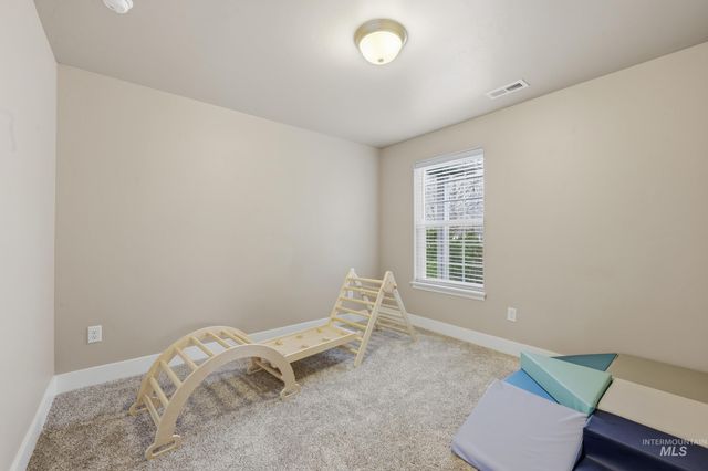 1218 S 19th St, Nampa, ID 83686