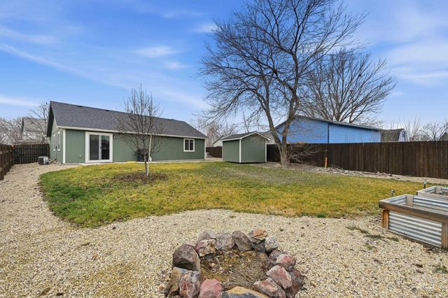 1218 S 19th St, Nampa, ID 83686