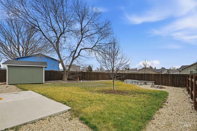 1218 S 19th St, Nampa, ID 83686