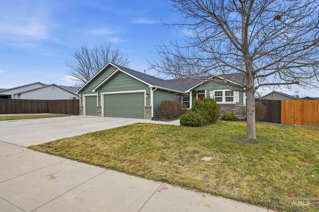 1218 S 19th St, Nampa, ID 83686