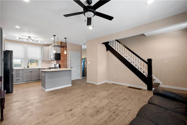 335 Church Ave, Mt Oliver, PA 15210