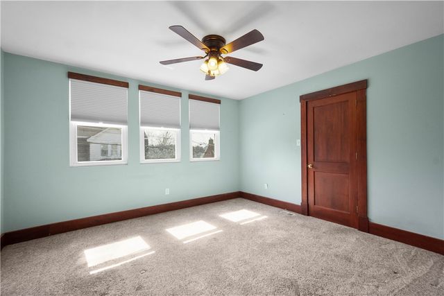 335 Church Ave, Mt Oliver, PA 15210