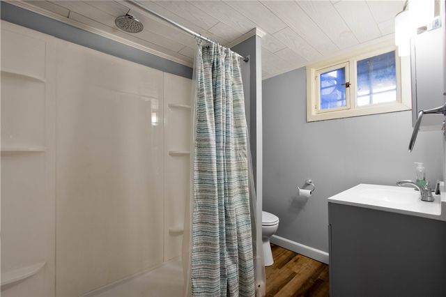 335 Church Ave, Mt Oliver, PA 15210