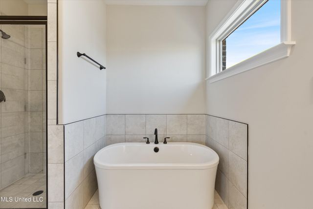 1728 Ryker Road, Southaven, MS 38672