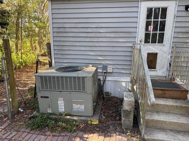 13218 VIVIAN LANE, Hudson, FL 34669