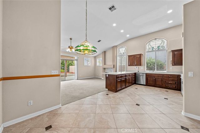 1049 Salem, Corona, CA 92881