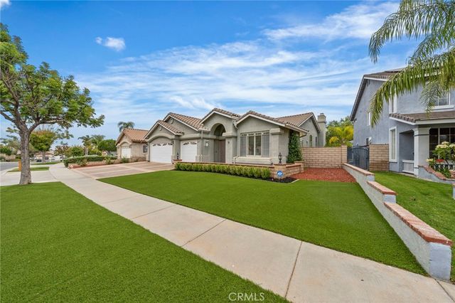 1049 Salem, Corona, CA 92881