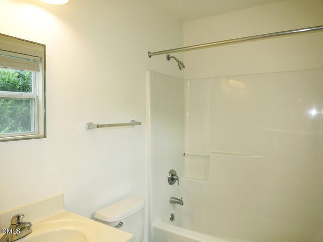 314 Davie Road B, Carrboro, NC 27510