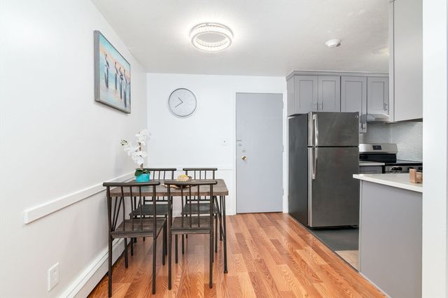 426 Pleasant St U17, Malden, MA 02148