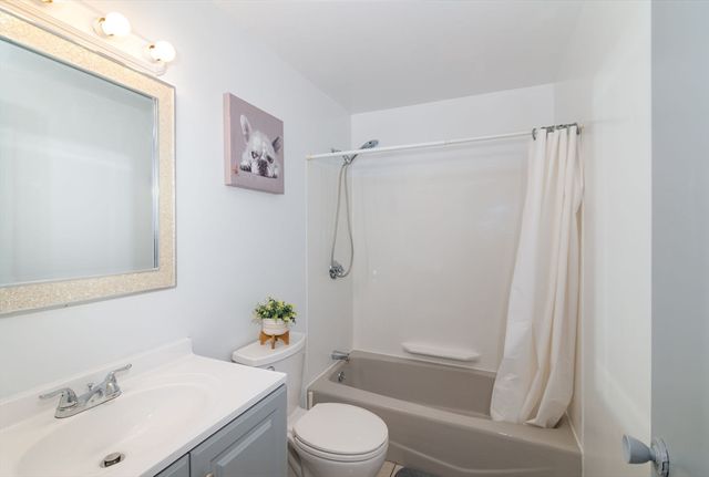 426 Pleasant St U17, Malden, MA 02148