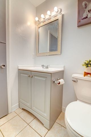 426 Pleasant St U17, Malden, MA 02148