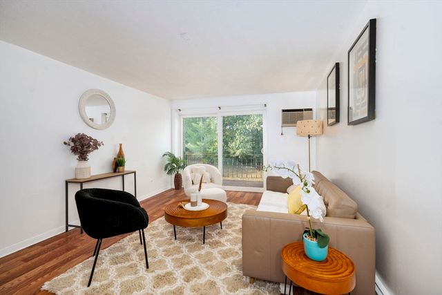 426 Pleasant St U17, Malden, MA 02148